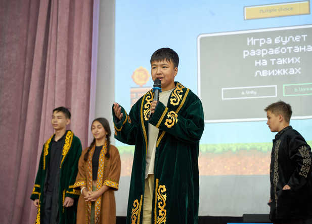 «Вырасту, стану президентом». Школьники Казахстана прошли обучение лидерским навыкам