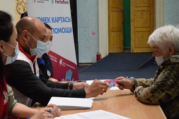 The Bulat Utemuratov’s Foundation and the Red Crescent of Kazakhstan rendered assistance to the victims of the major fire in Ridder town